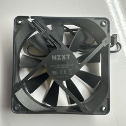 NZXT 120mm Computer Case Fan Black  RF-AF12C-RB 3pin Connector
