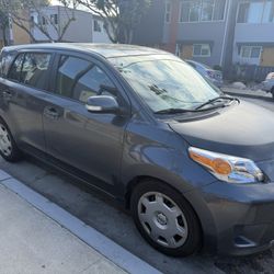 2008 Scion xD