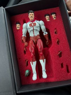 Custom mafex Omni man