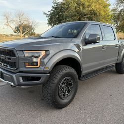 2018 FORD RAPTOR LOW MILES 