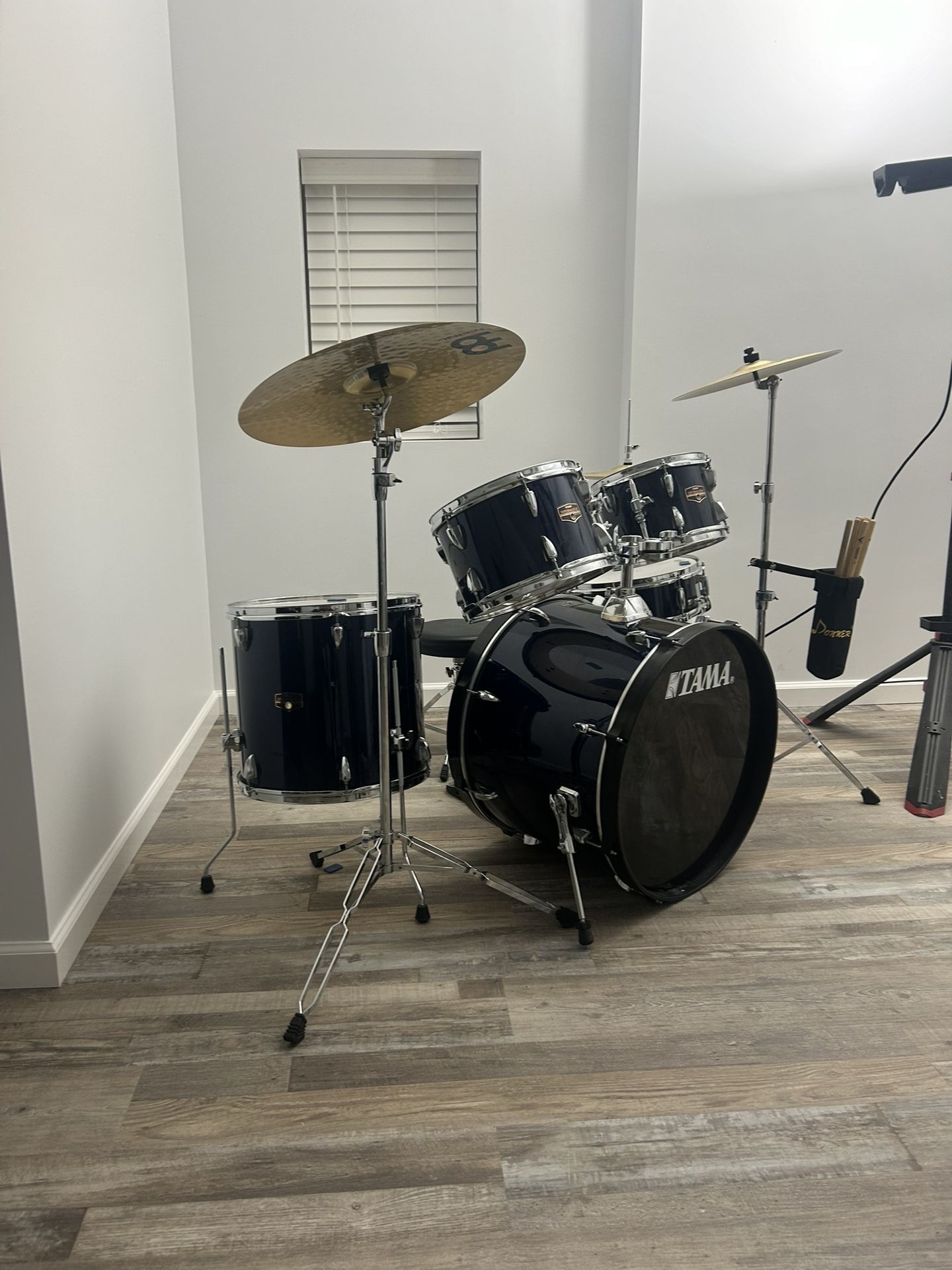 Tama Imperial star Drum Set