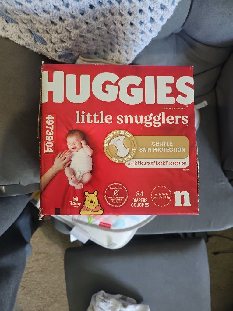 Huggies Little Snugglers Newborn Diapers 84ct