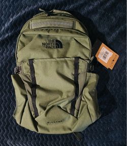 The North Face Pivoter Everyday Laptop Backpack Green, One Size
