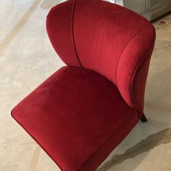 WORLD MARKET RED CHAIR LIKE BRAND NEW 