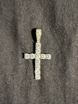 Diamond Cross Iced Out
