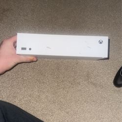 Xbox Series S With 1tb Ssd And Razar Controller 