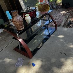 Entertainment / TV Stand