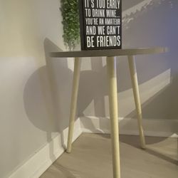Round Side Table