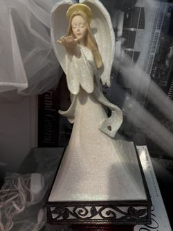 Foundations Angel Lighted