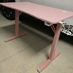 Pink Computer Desk – Great Condition