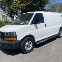 2014 GMC Savana 2500