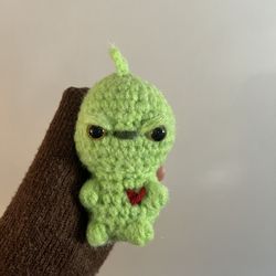 Mini Grinch (yellow eyes)