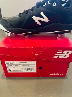 Women’s New Balance Metal Cleats