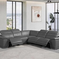 New 5 PC / 3 PWR Reclining Genuine Italian Leather.  114” X 113” X 39”H.  Free Delivery!