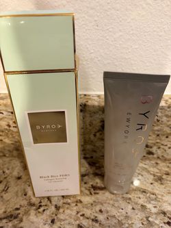Byroe Black Rice Collagen Gel Cleanser