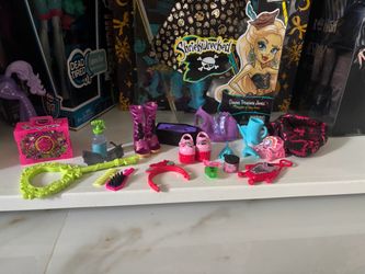 monster high accessories lot