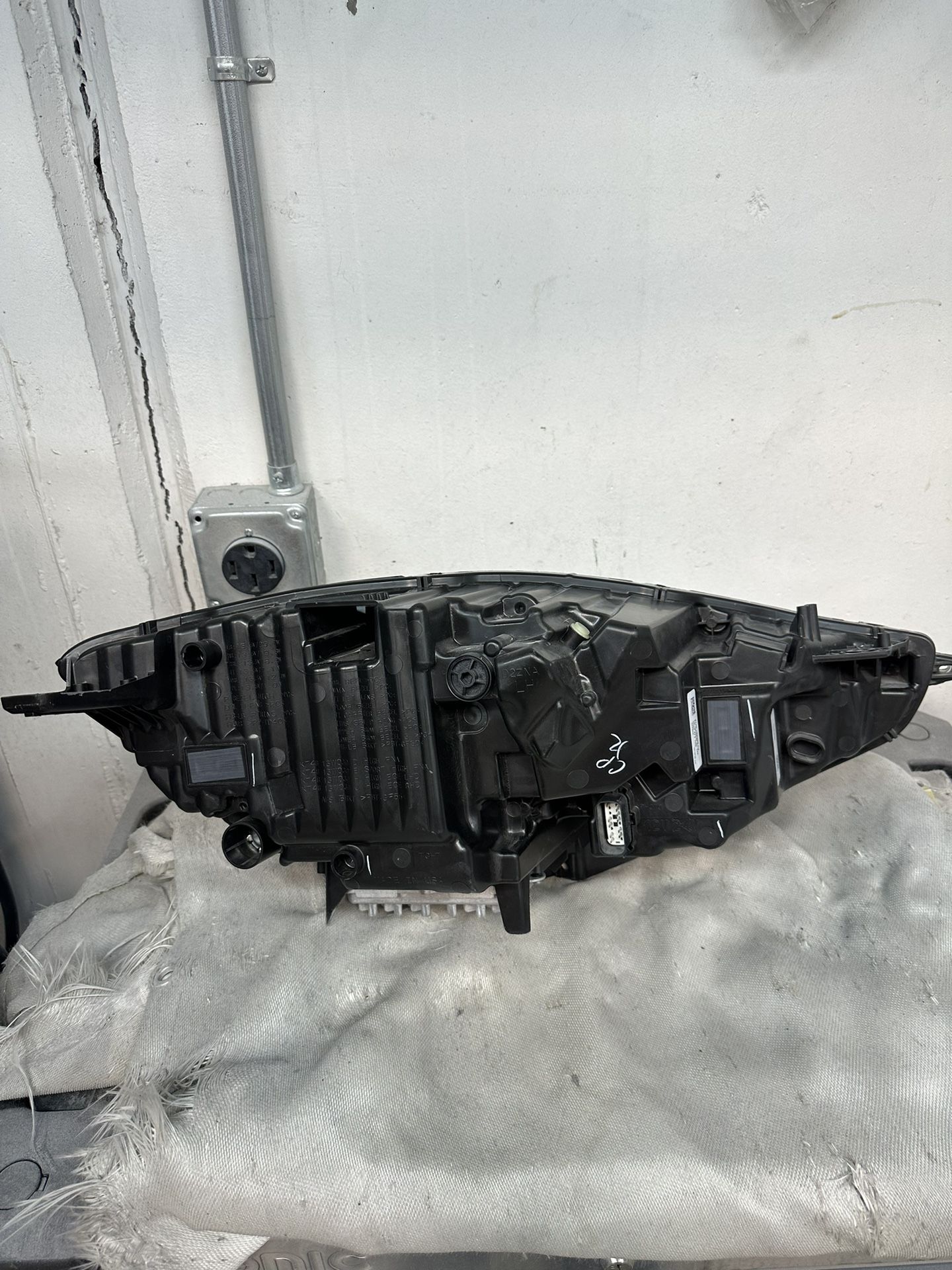 2020 2021 2022 Ford Edge ST Left Headlight LED AFS