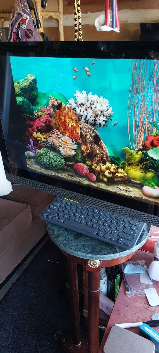 HP Pavilion All-in-one Touchscreen Desktop 