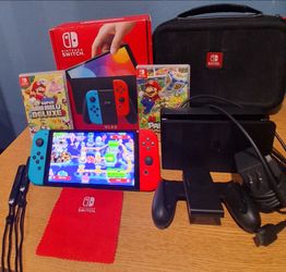OLED Nintendo Switch LIKE NEW