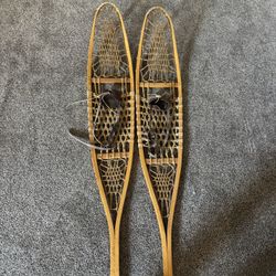 Vintage Military Rawhide & Wooden snowshoes (awesome)