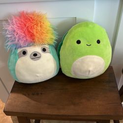 2 Squishmallows- Henry Turtle And SquishDoo Sloth