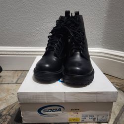 Women's Boots Size 8.5