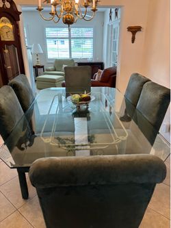 Dining table with 6 ultra suede chairs