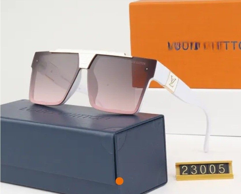 WOMEN'S ELEGANT SUNGLASSES