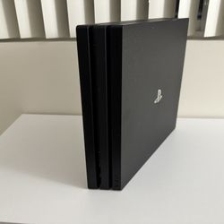PS4 PRO 1TB 