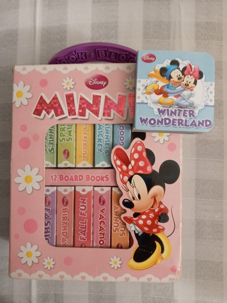 MINNIE MOUSE BOOK A BLOCK  - 12 Minnie Mouse books .