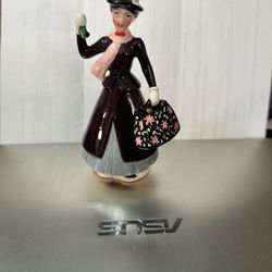 Disney Mary Poppins Porcelain Figure 