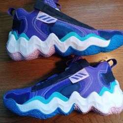 Adidas Men's Shoes Sz 10 Brand New