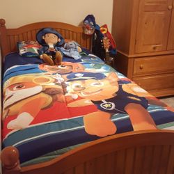 Bedroom Set For Sale! You Must Pick Up!