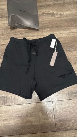 essential shorts black large
