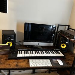 A  Studio Set W/pro-Tool 8 