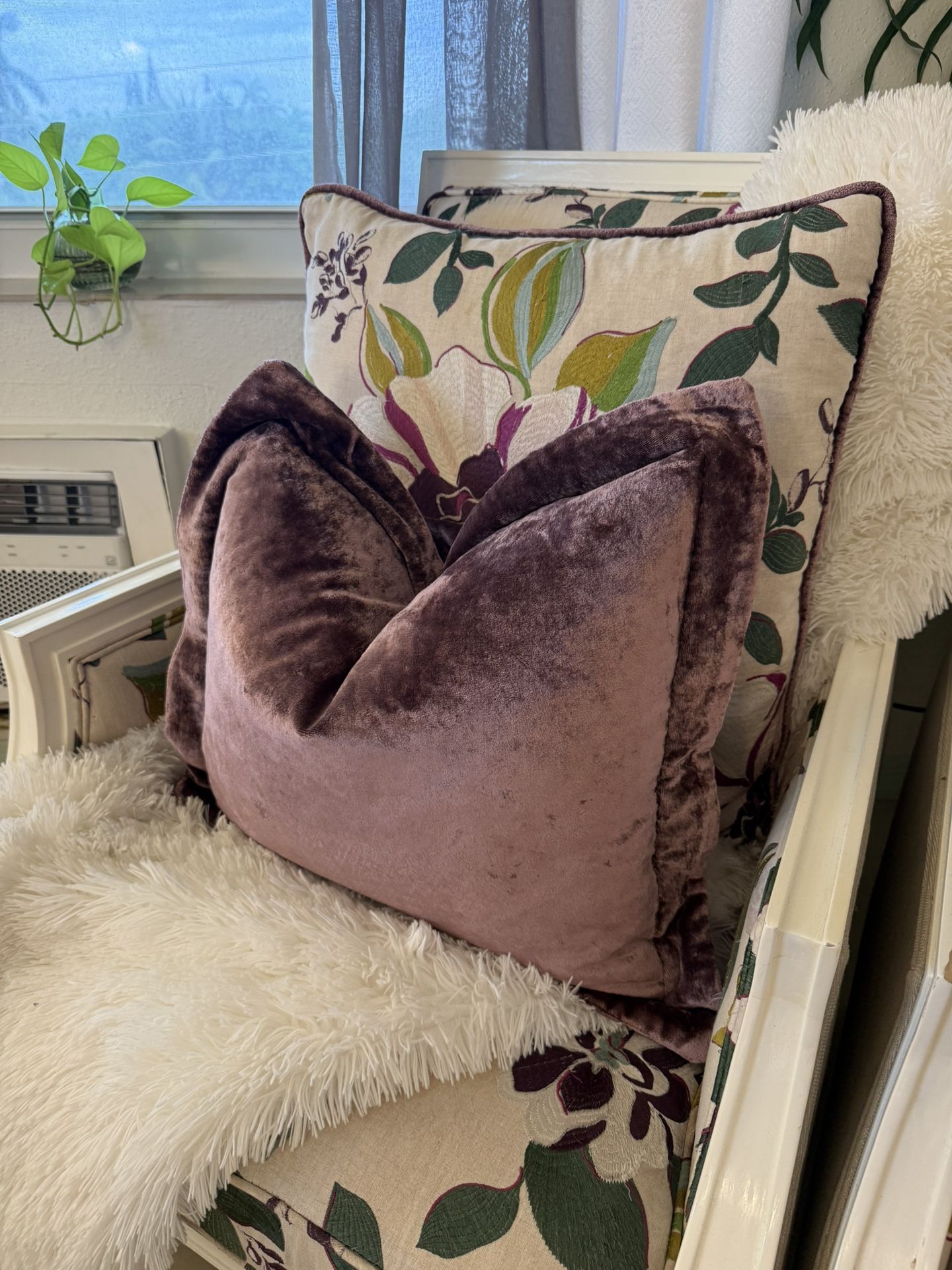 Set of 4 Chairs 