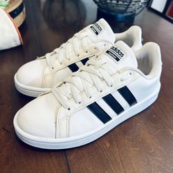 Adidas Cloudfoam Advantage Women’s White/Black Stripes Size 6.5 -28Y001