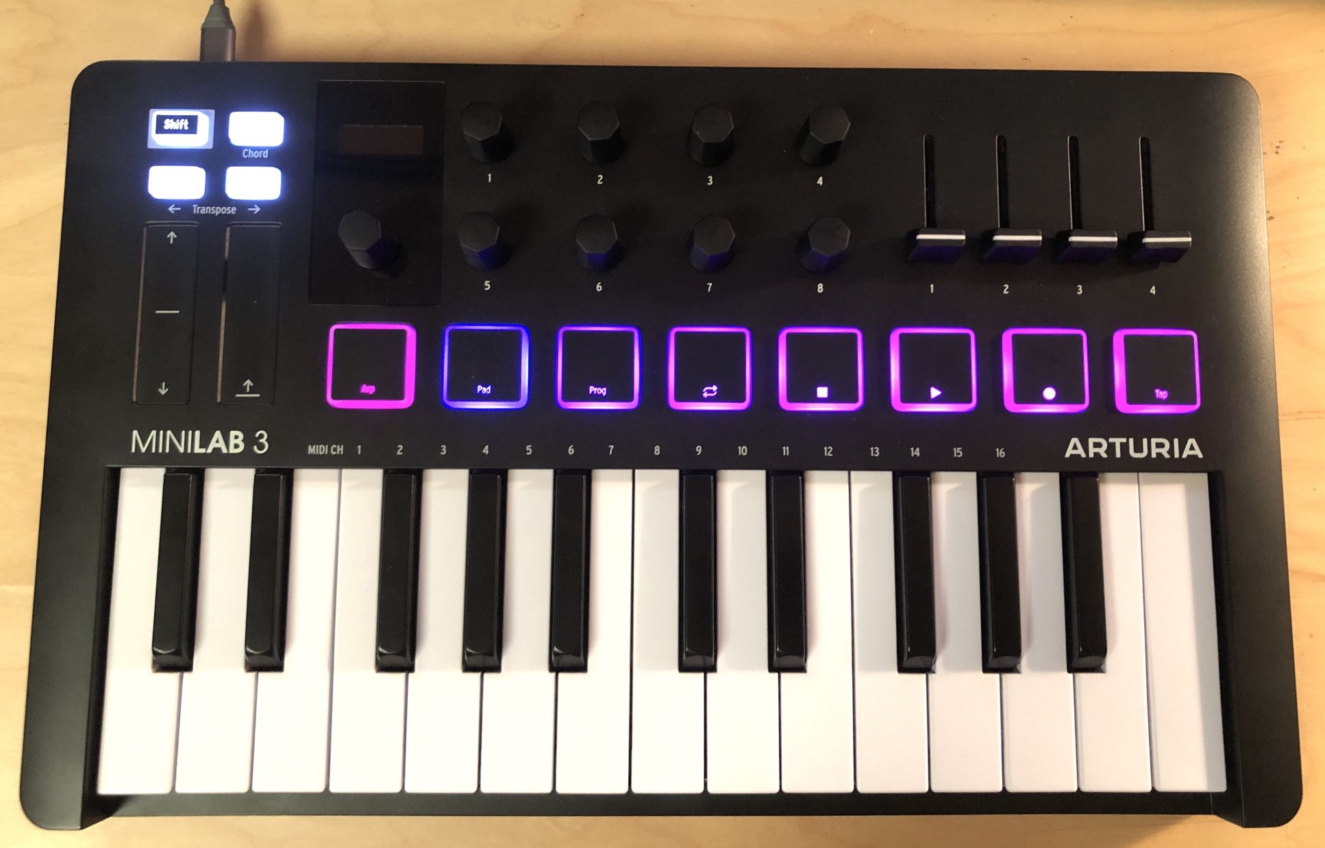 Arturia Minilab 3 Ex. Condition Midi Controller