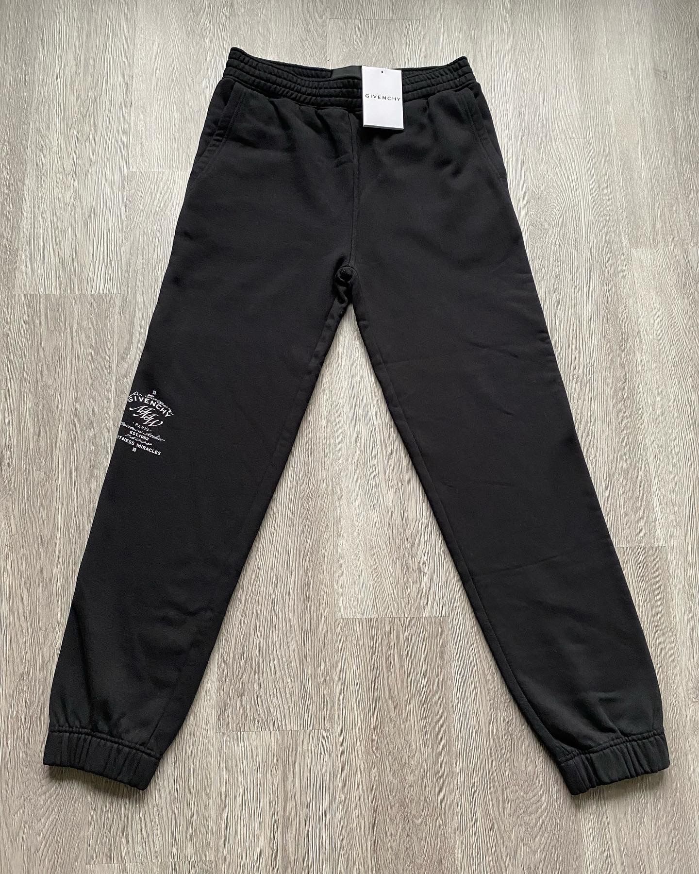 Givenchy “Witness Miracles” Classic Black Logo Jogger Size M