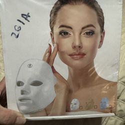 Red Light Face Mask 