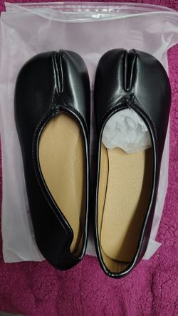Black Tabi Split-Toe Ballet Flats