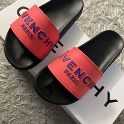 GIVENCHY SLIDES 