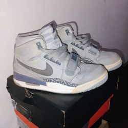 AIR JORDAN LEGACY SIZE 7 USED