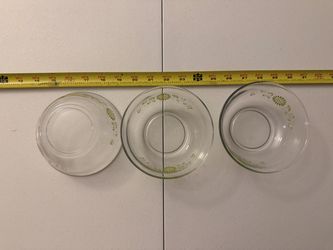 Korean Parka Glass bowls with floral patterns