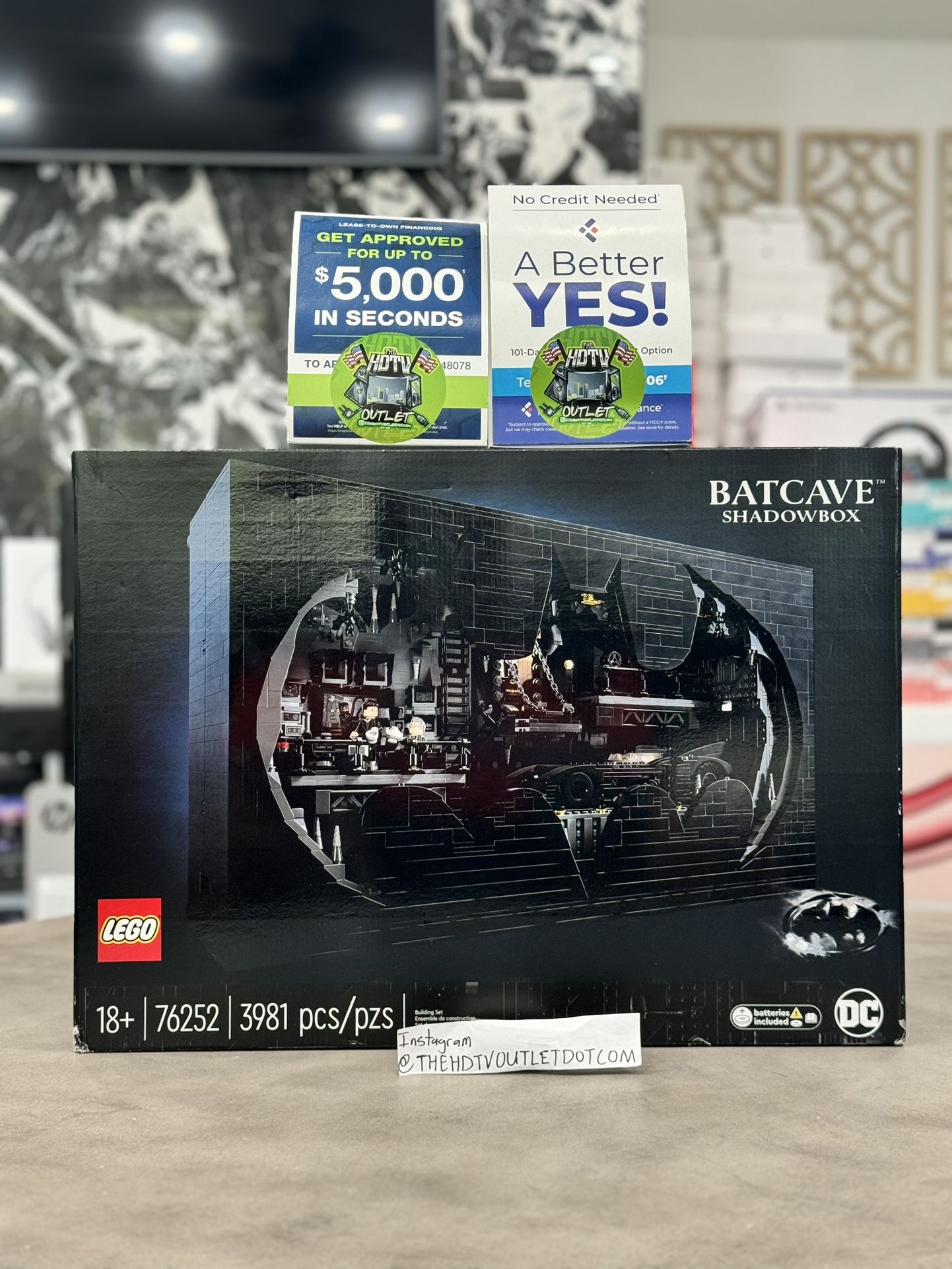 76252 Batman Batcave Shadowbox,All Products : American Fashion Style Bags On Sale