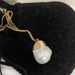 Large Natural Baroque Pearl Necklace 