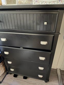 Black Dresser | Used with a few damages
