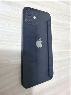 iPhone 12 / 64GB / No Restrictions