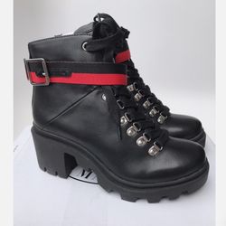 Steve Madden Boots  size 9.5