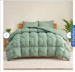 BRAND NEW - King Size 3-piece Comforter Set